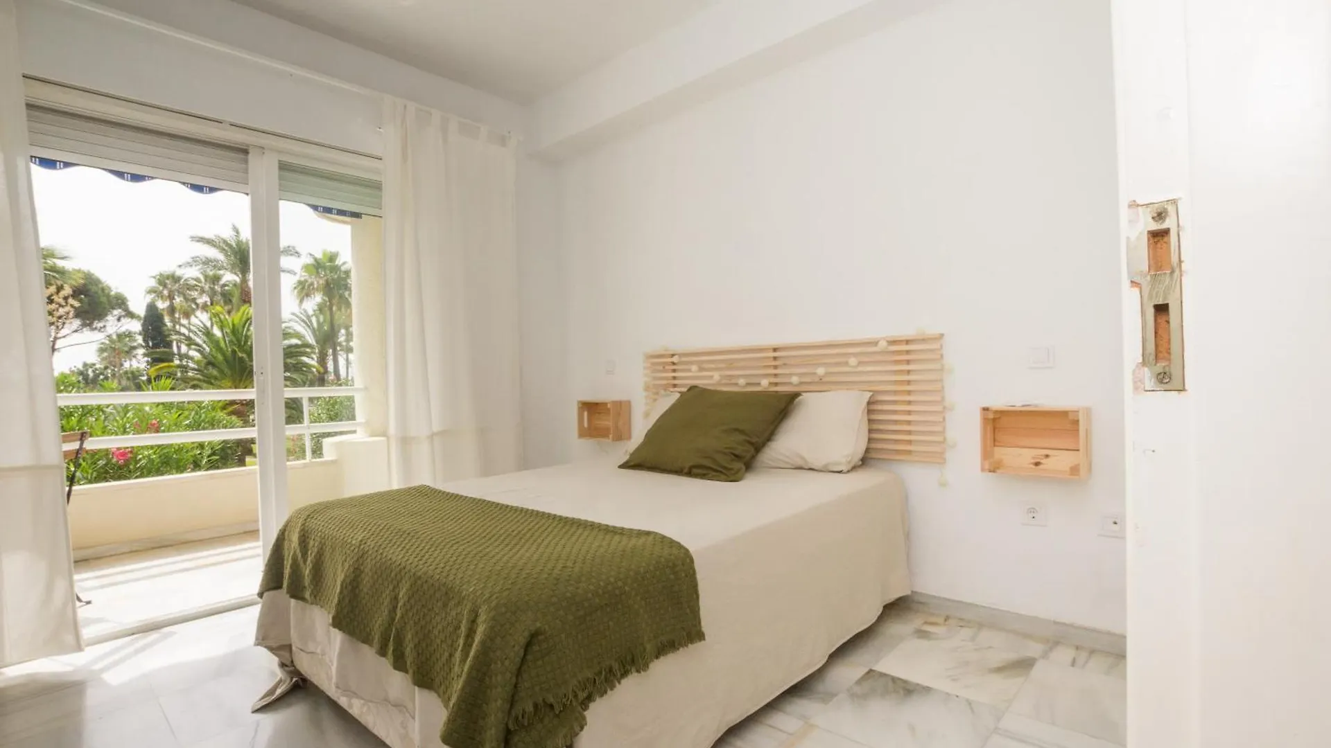 Sunstay Costa Lago Flat I Torremolinos